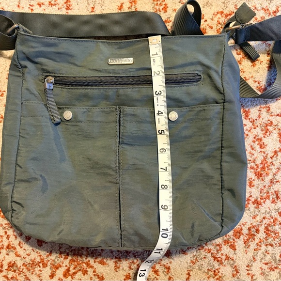 Baggallini Green Crossbody Bag - Picture 5 of 7